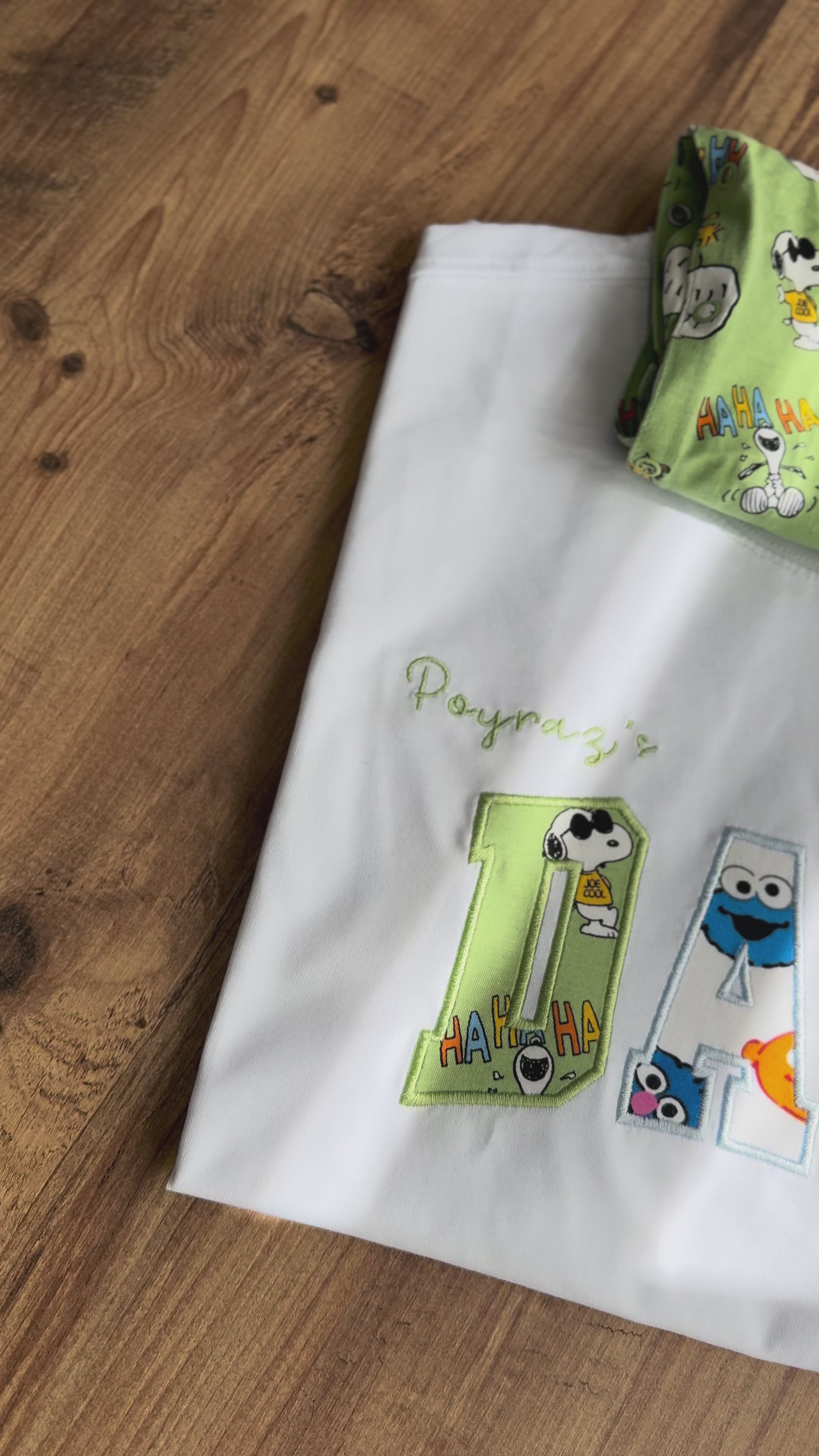 PAPA / DAD T-Shirt aus Babykleidung – personalisiert & bestickt – Erinnerungsshirt für Papa